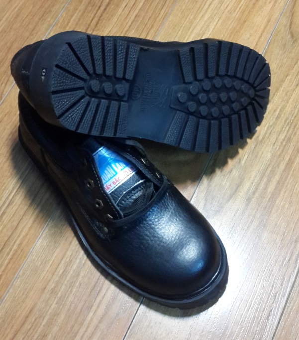 Giầy BHLĐ đế cao su mẫu mới